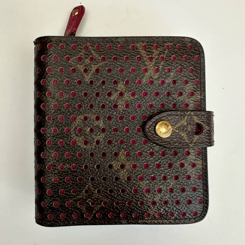 💎✨ULTRA RARE Authentic Louis Vuitton Bi Fold Wallet - Picture 2 of 11